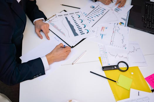 Mastering Data Visualizations for Non-Experts: Essential Tips & Strategies